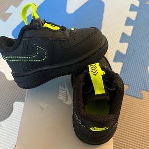 Infant 3C, Nike Force 1 Toggle TD 'Black Volt neon